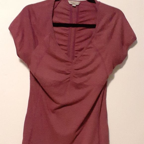 ATHLETA MAROOM SHORT SLEEVE PULLOVER SIZE L - Picture 1 of 5